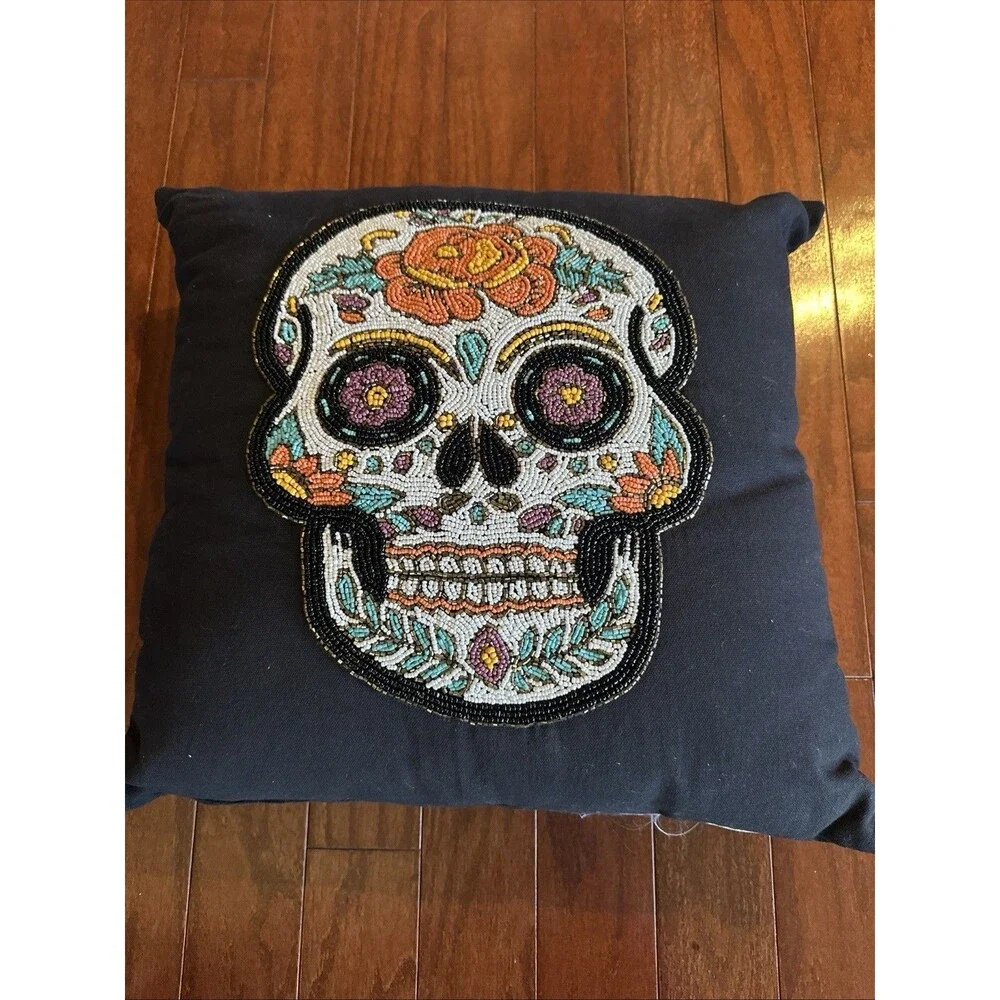 Día de los Muertos Day of the Dead Beaded Pillow NWT‎ 16